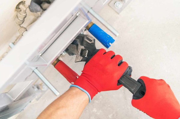 Plombier dans le Grand Est : confiez lui vos travaux urgents